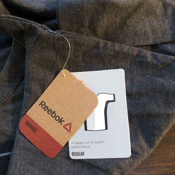 REEBOK T-SHIRT, Black, Short Sleeve, XL - Picture 4 of 6